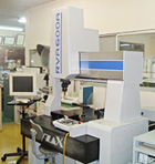 東京精密 CNC<br />
三次元座標測定器RVA-A